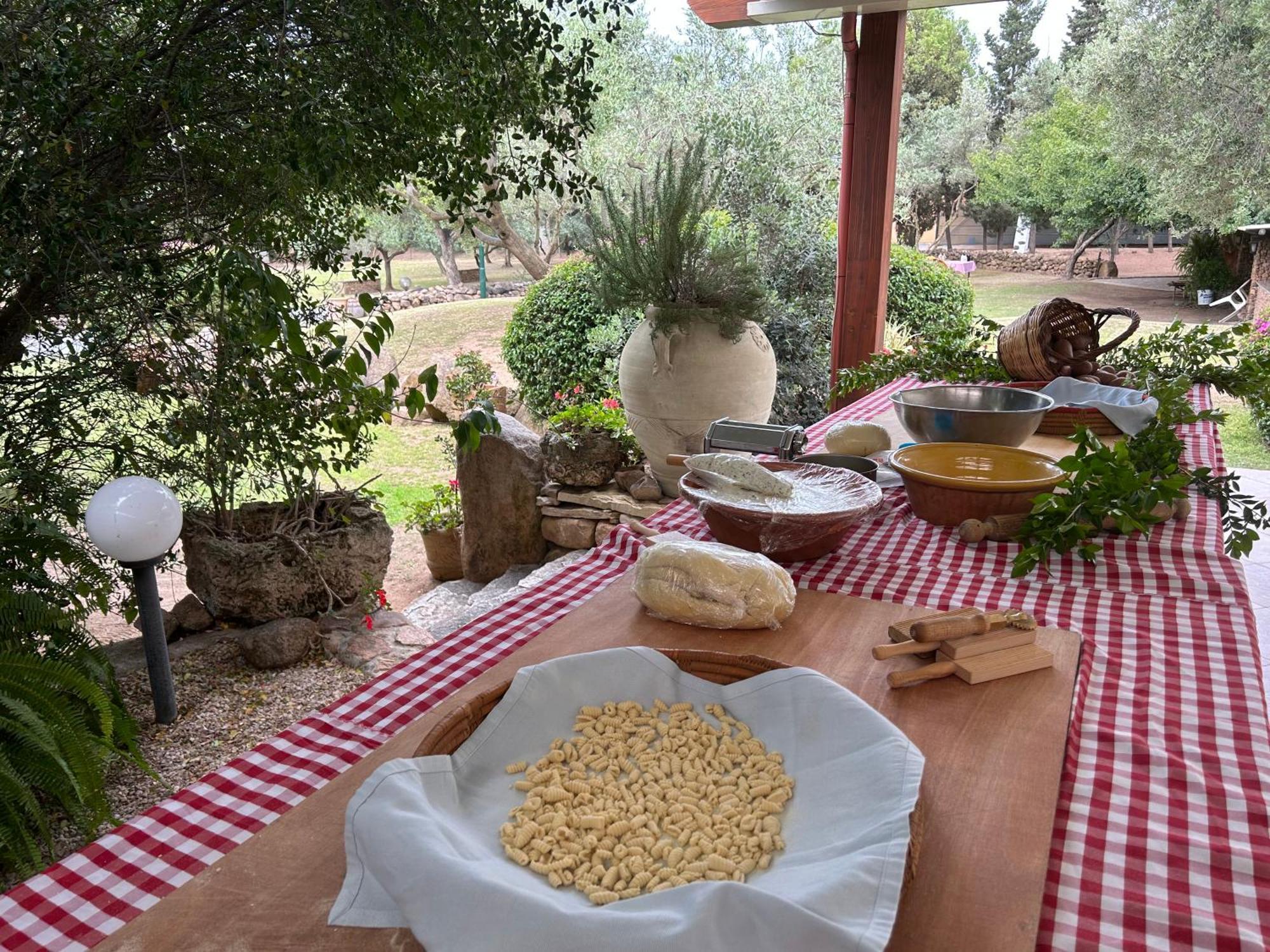 Agriturismo La Biada Villa Is Morus Exterior photo